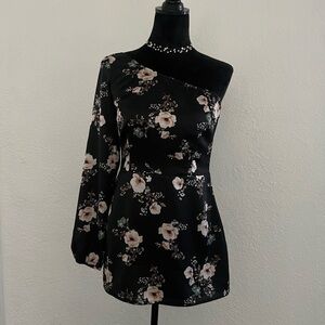 ABERCROMBIE&FITCH MINI ONE SLEEVE DRESS.